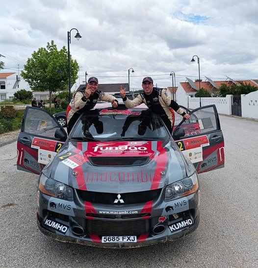 Os vencedores no CSR Fernando Teotónio / Luís Morgadinho em Mitsubishi Lancer Evo IX